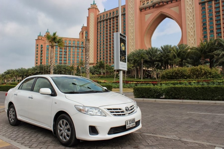 Don'ts of Renting a Car in Dubai